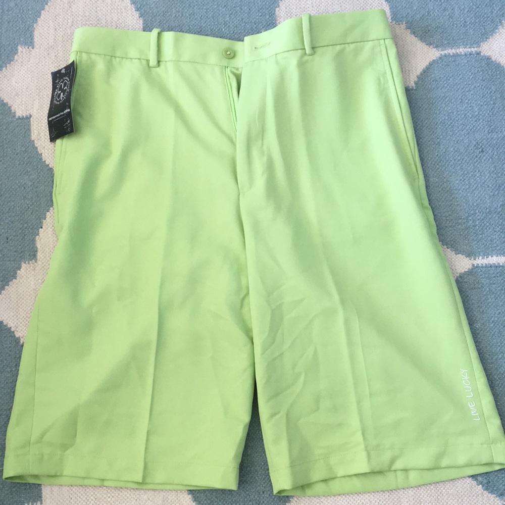 Black clover Live Lucky golf shorts